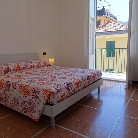 Casa Jacopo 50 Mt Dal Mare Lägenhet Levanto
